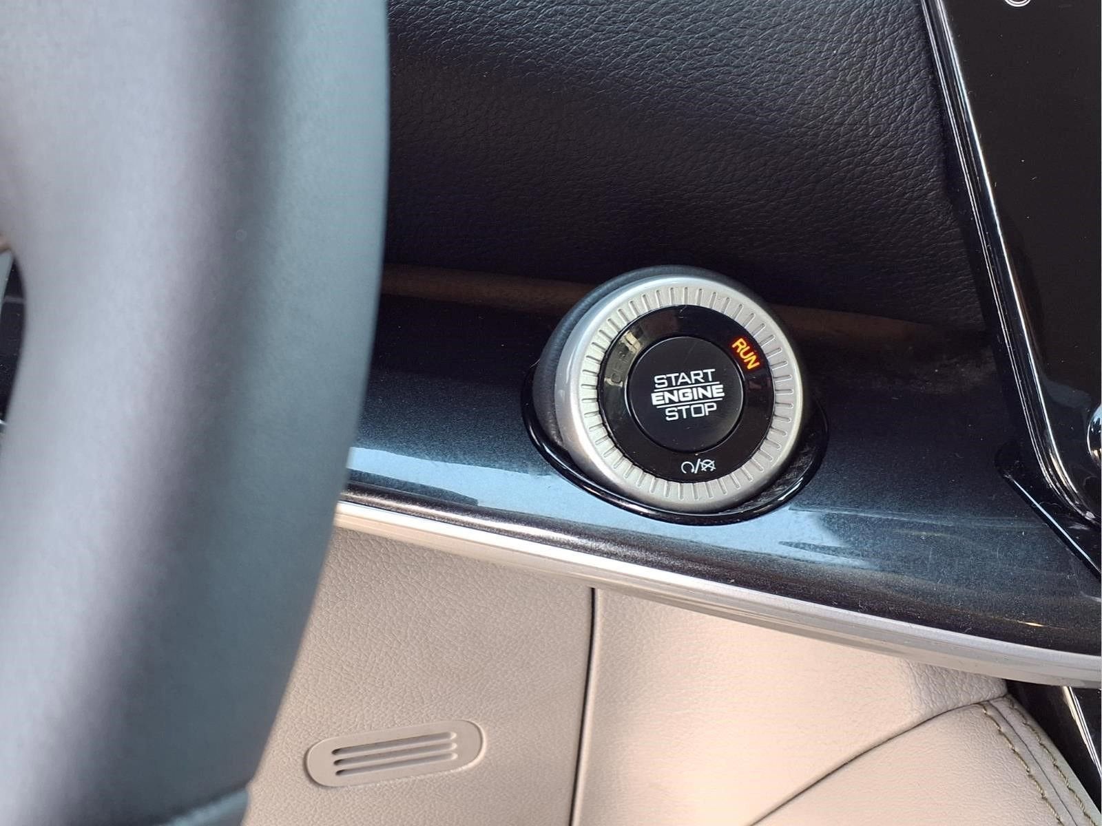 2024 Jeep Wagoneer 4DR 4WD