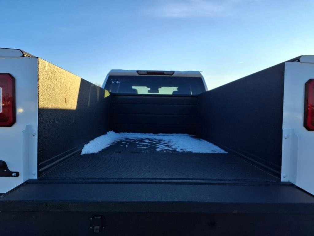 2024 GMC Sierra 2500 HD Pro