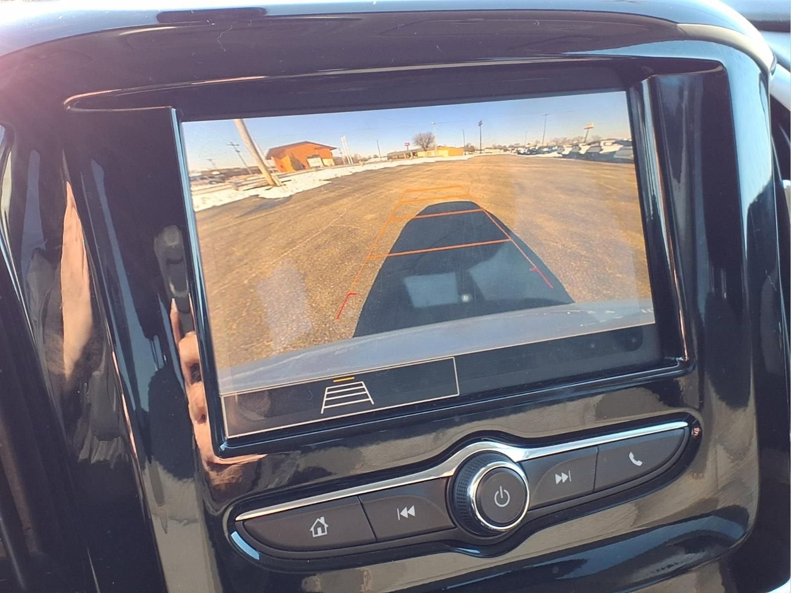 2021 Chevrolet Traverse LS