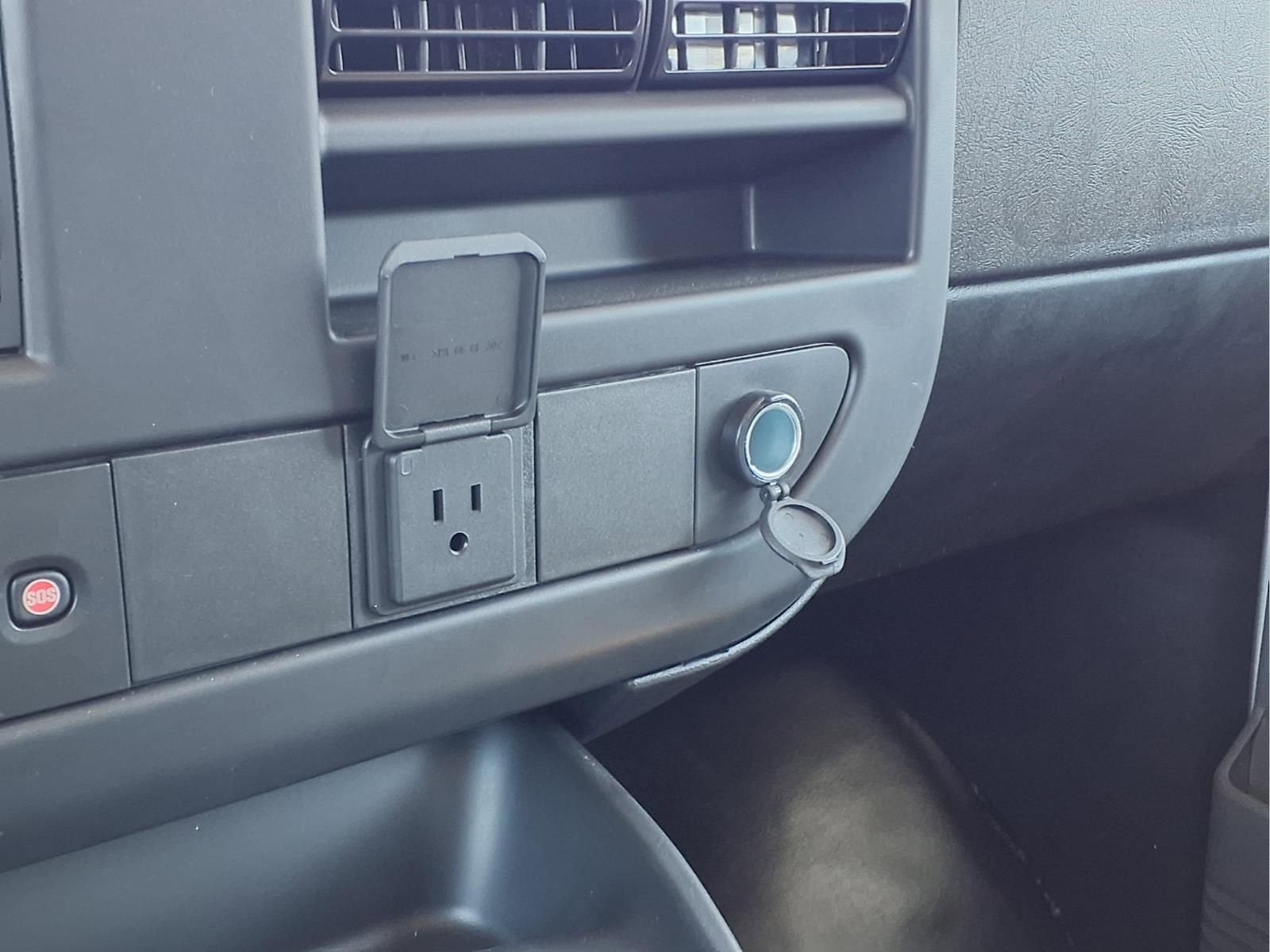 2024 GMC Savana Cargo 2500 Work Van