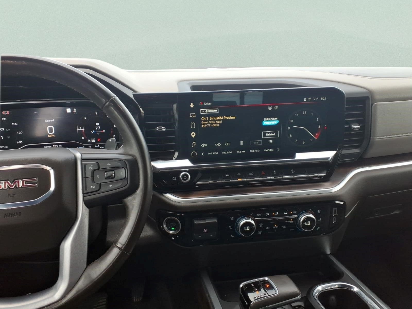 2025 GMC Sierra 1500 SLT