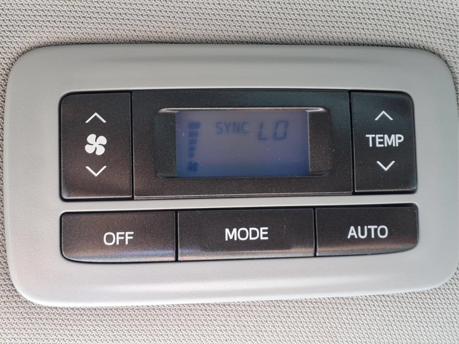 2018 Toyota Sienna LE Auto Access Seat