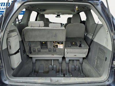 2018 Toyota Sienna LE Auto Access Seat