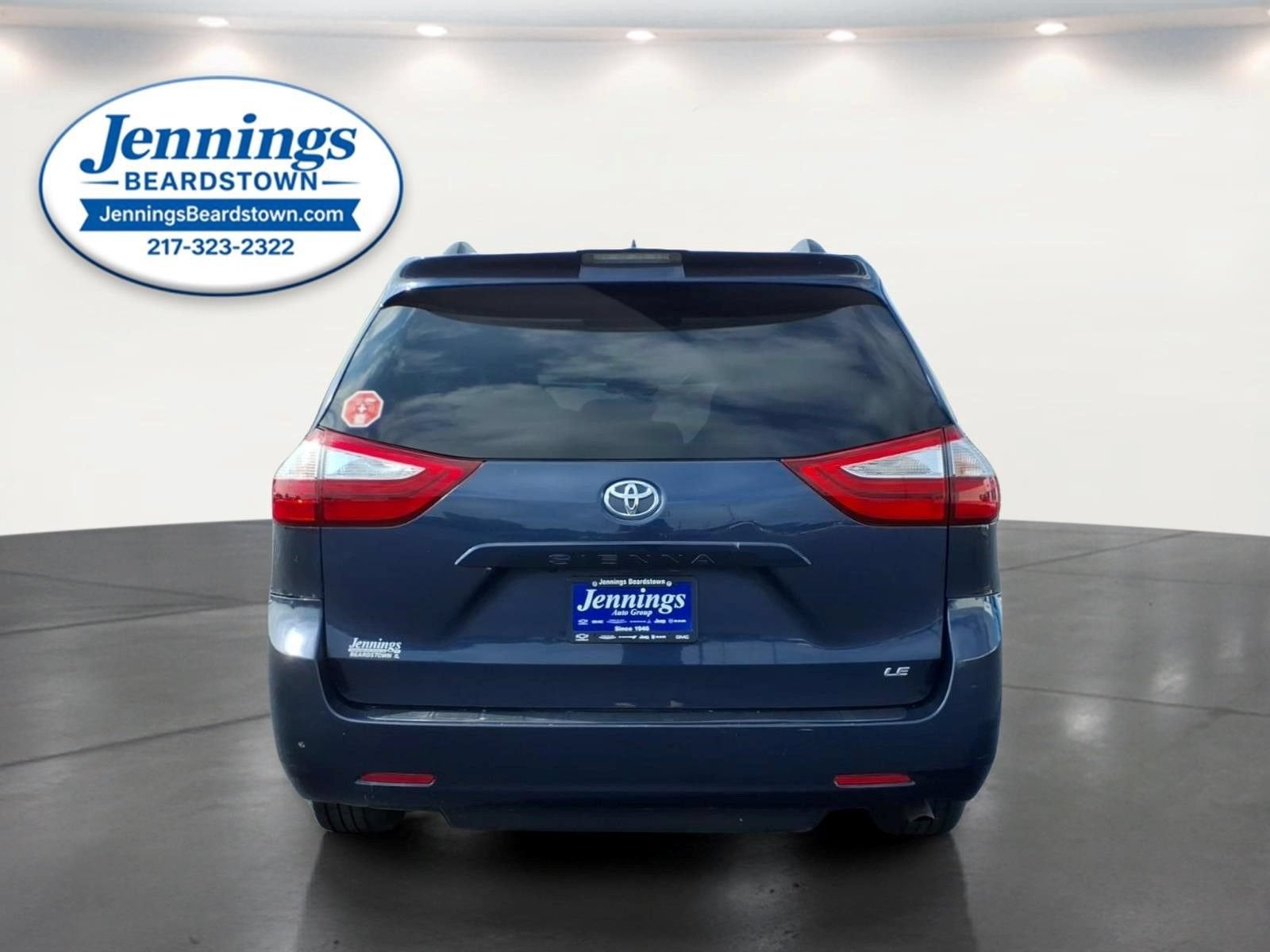 2018 Toyota Sienna LE Auto Access Seat