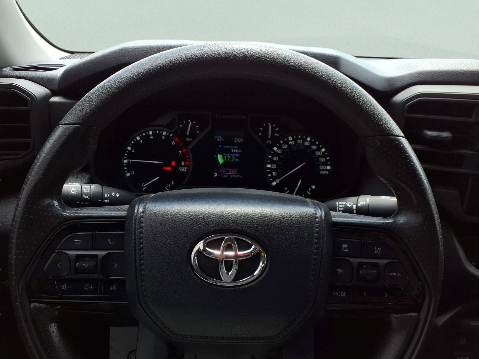 2023 Toyota Tundra 4WD SR5