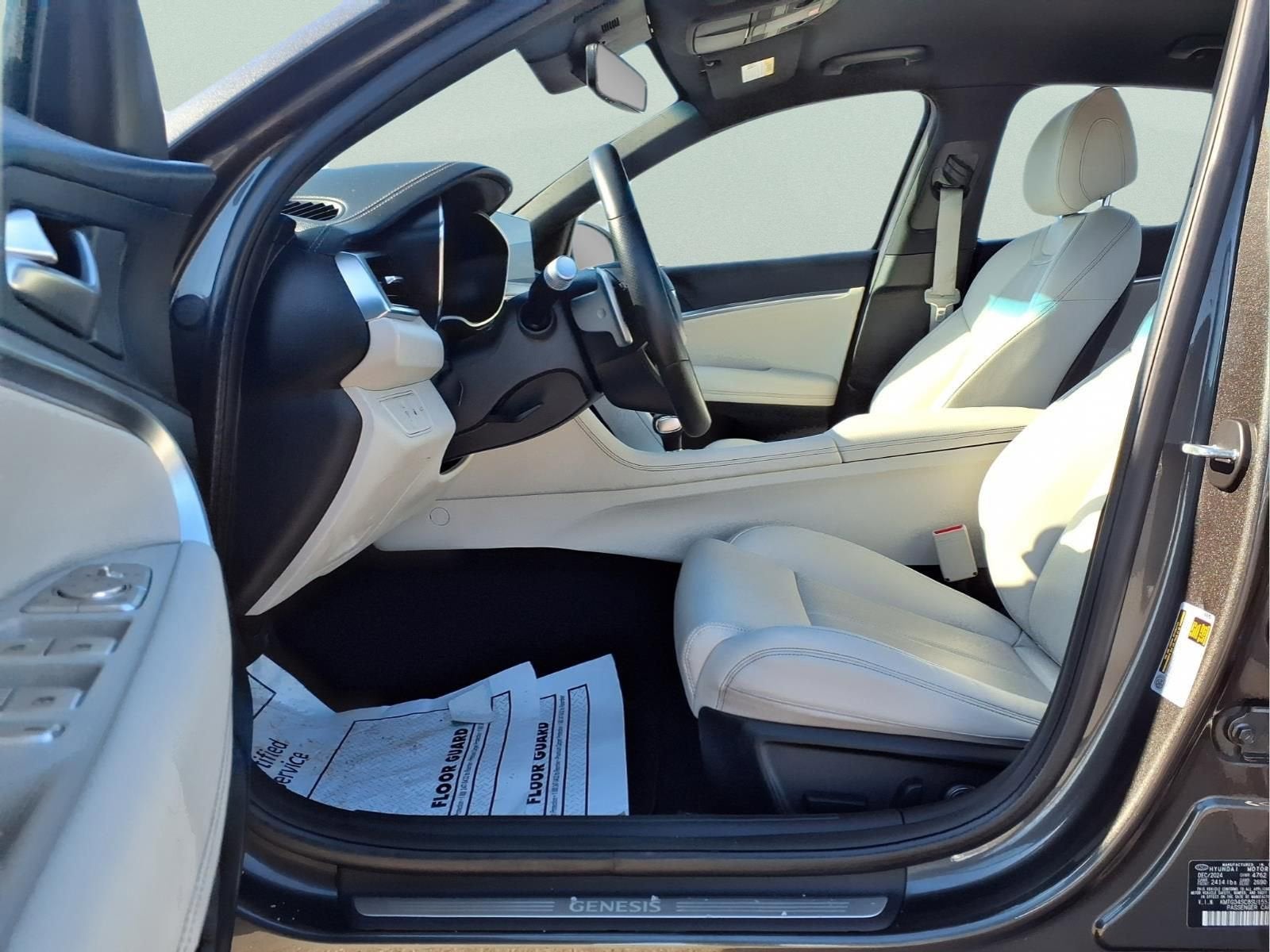 2025 Genesis G70 2.5T