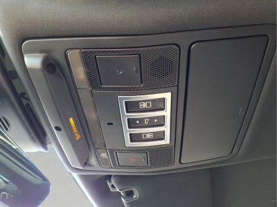 2018 Land Rover Discovery SE